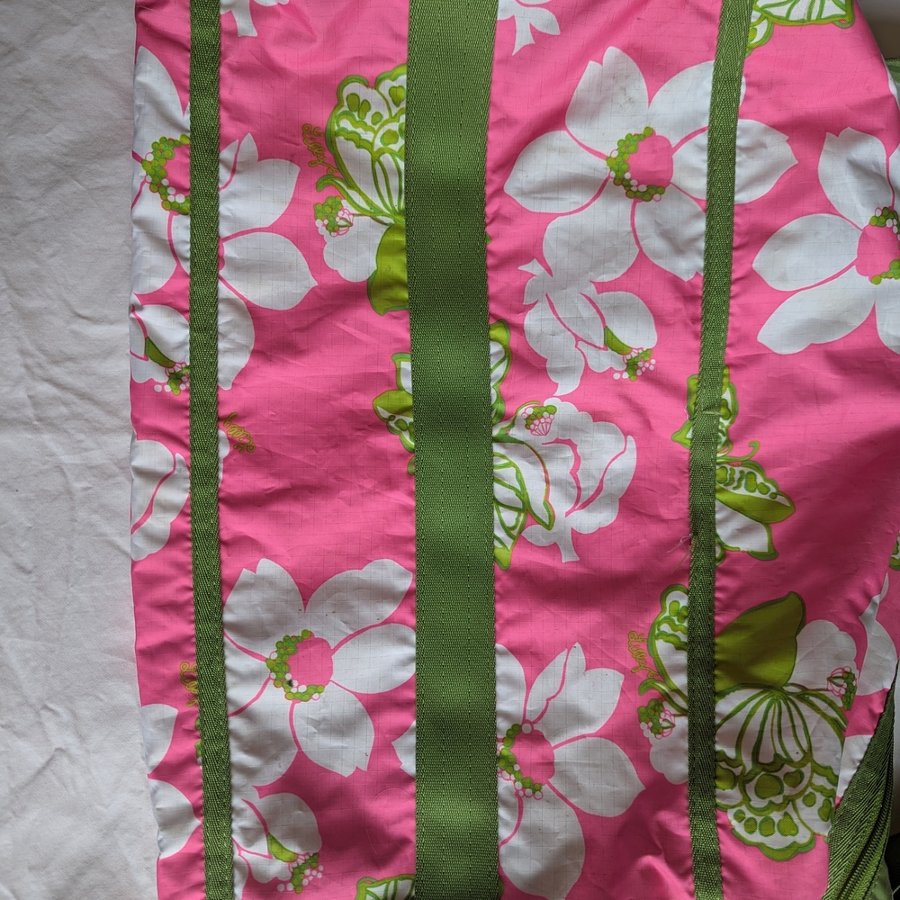 Lesportsac Pink and Green Floral Travel Bag - Picture 7 of 7